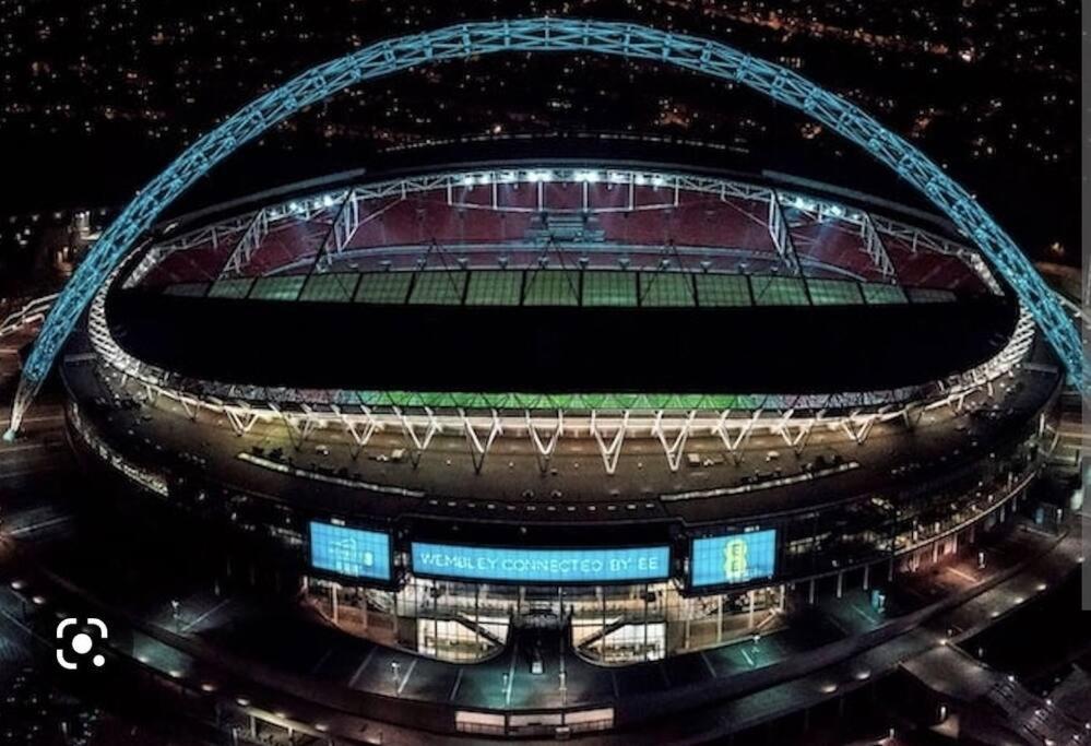 Cosy Studio Wembley Stadium Gem Apartment Luaran gambar